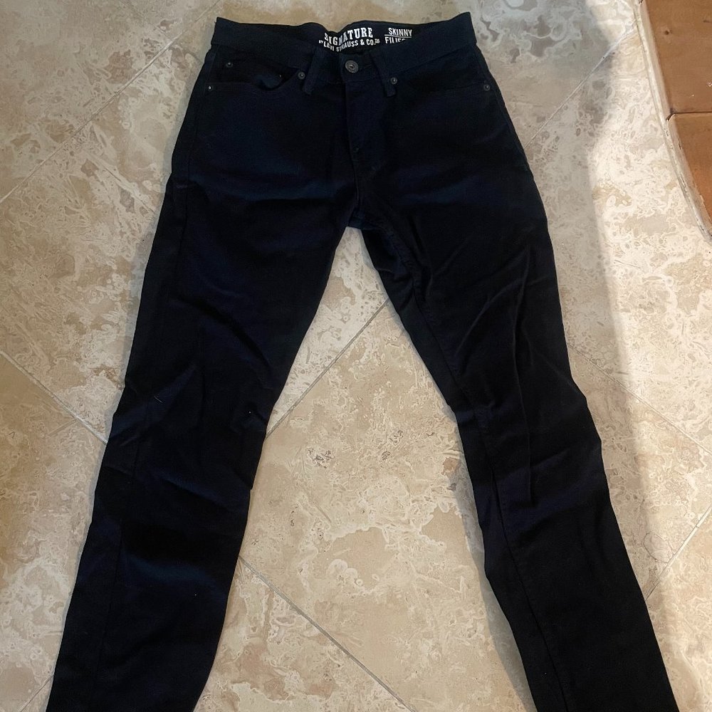 Levi's black skinny/straight cut jeans